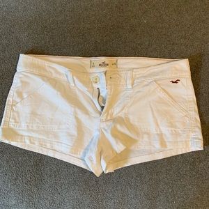 Hollister Size 9 White Shorts
